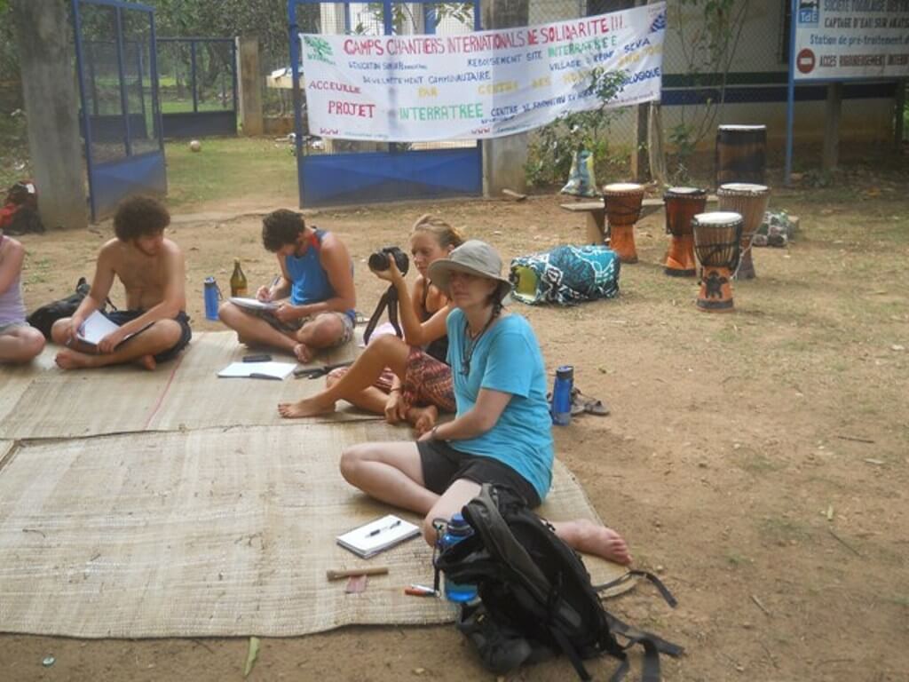 Project Ecovillage Centre des Hommes volunteers