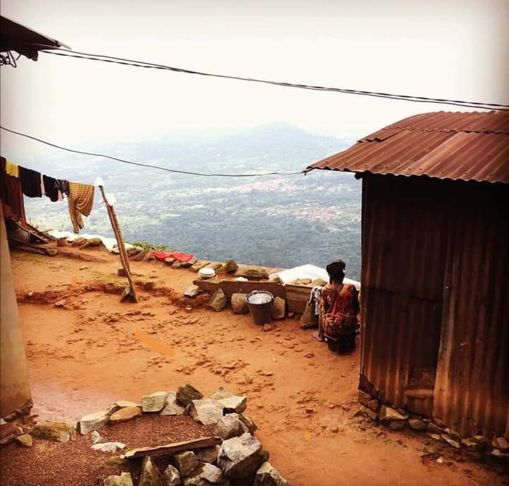 Centre des Hommes tourisme au Togo, visite des montagnes d'Agou