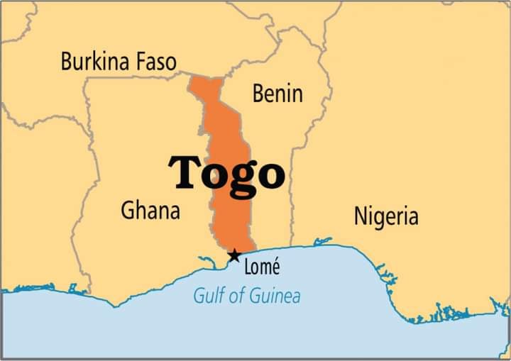 Centre des Hommes, position géographique du Togo