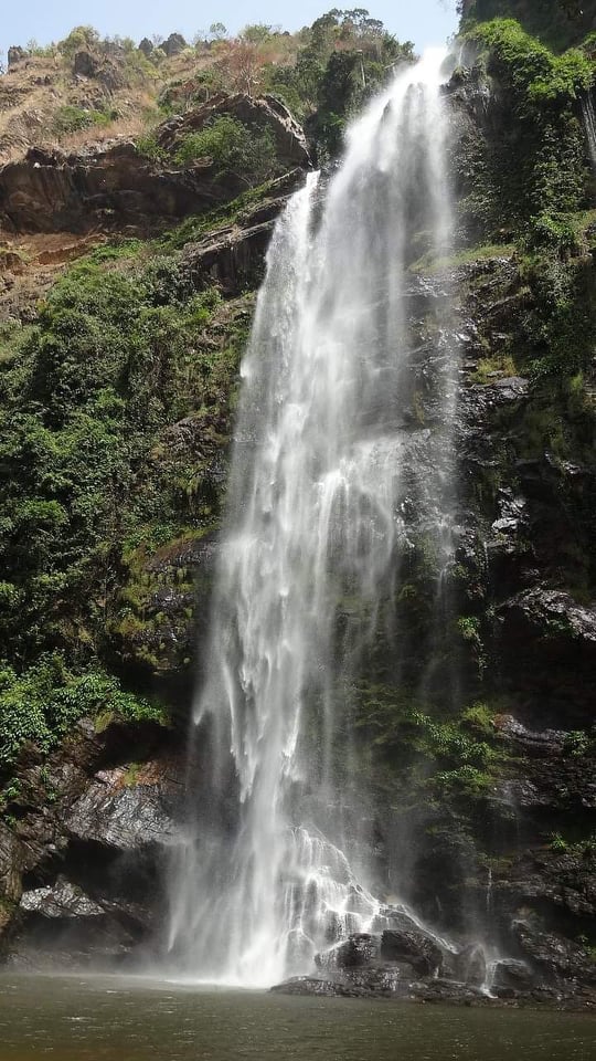 Travel to Togo, waterfall in the village Ikpa