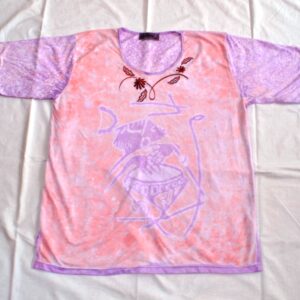 T-shirt batik for women.