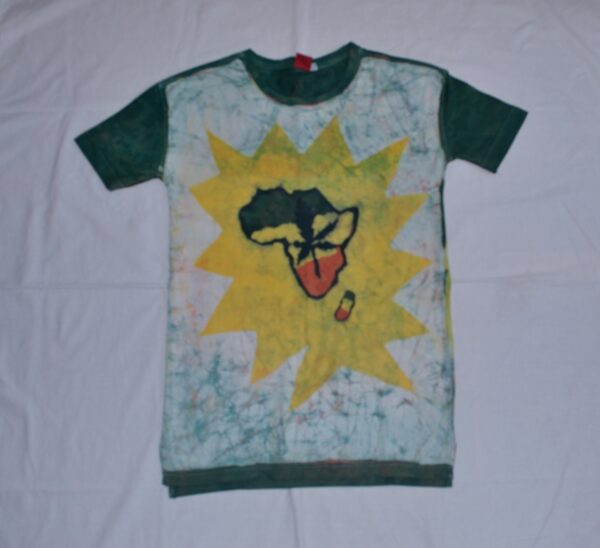 T-shirt batik for men. In front mother Africa and on back one love, red-yellow-green. 73 x 51 cm.