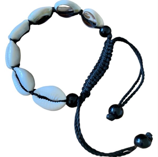 Bracelet cowries